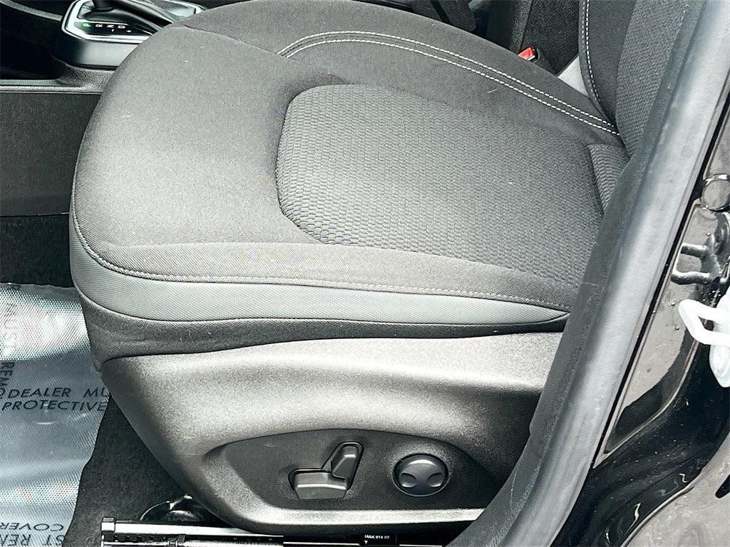 used 2023 Jeep Renegade car, priced at $17,400