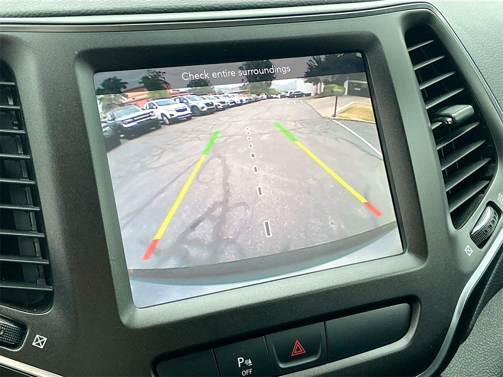 used 2019 Jeep Cherokee car, priced at $17,500