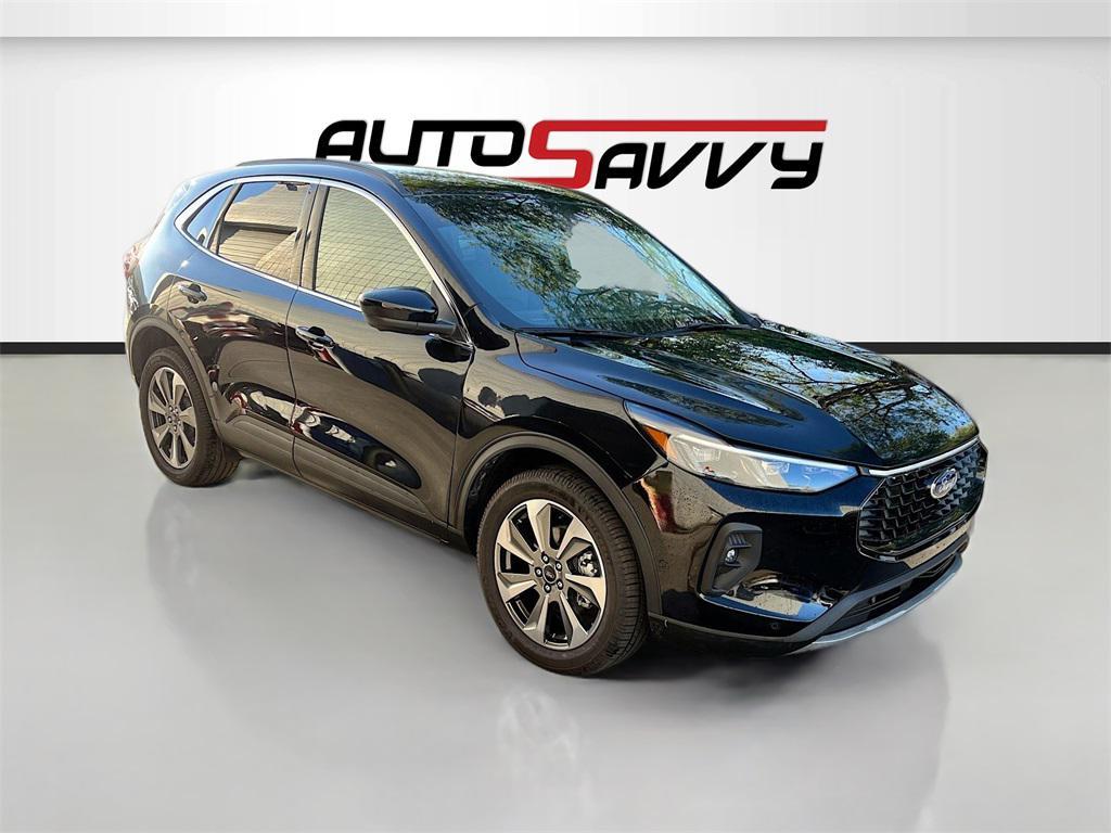 used 2024 Ford Escape car, priced at $26,000