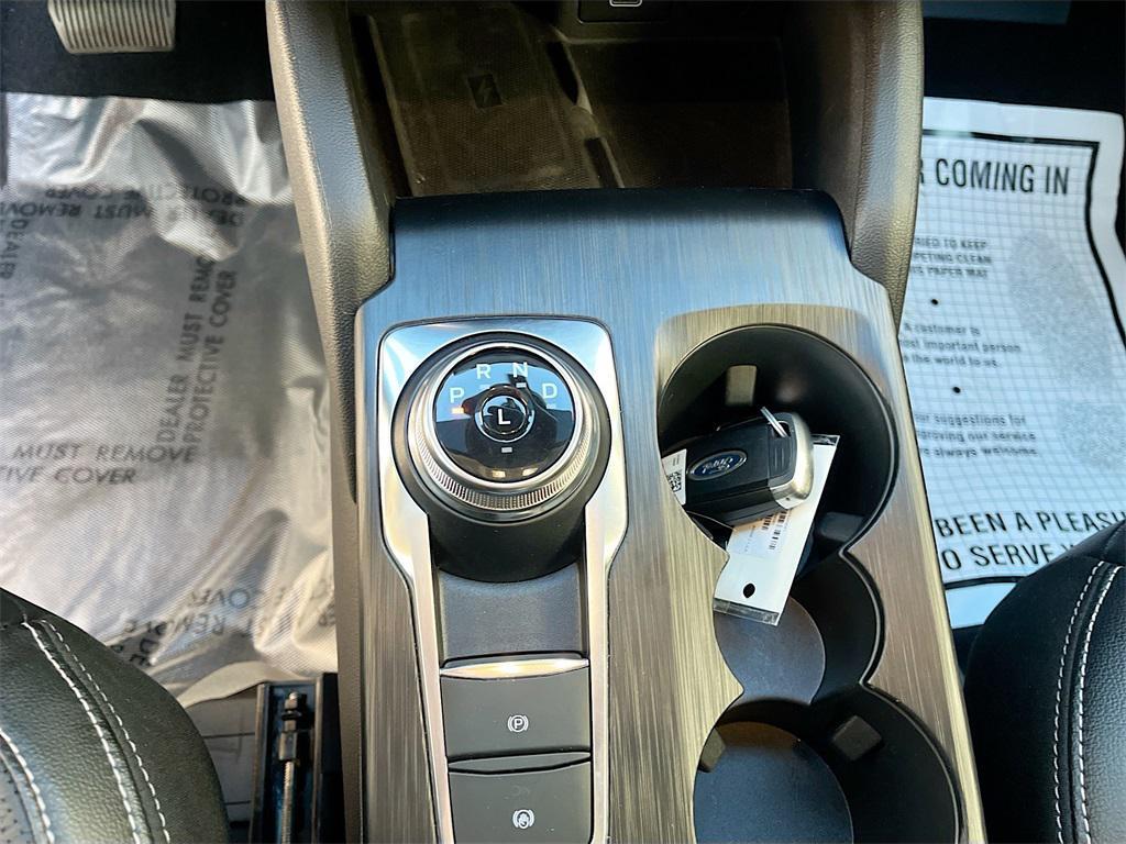 used 2024 Ford Escape car, priced at $26,000