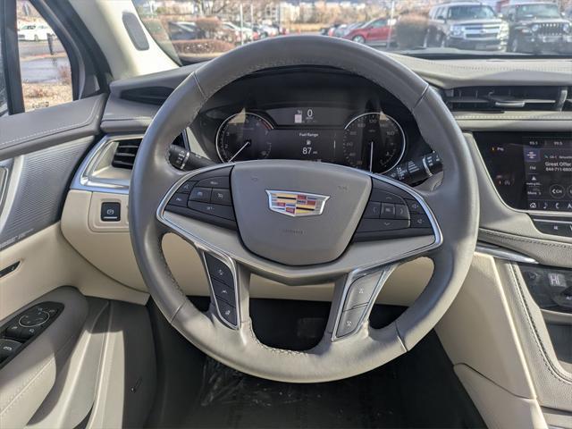 used 2023 Cadillac XT5 car, priced at $32,800