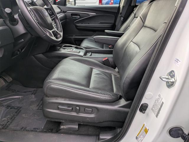 used 2022 Honda Pilot car, priced at $27,500