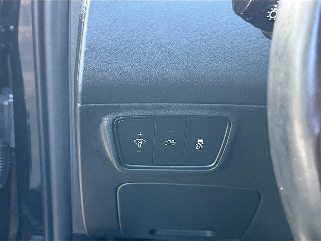 used 2023 Hyundai SANTA CRUZ car, priced at $24,400