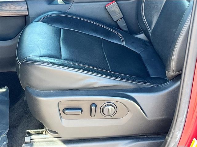 used 2020 GMC Sierra 1500 car, priced at $33,800