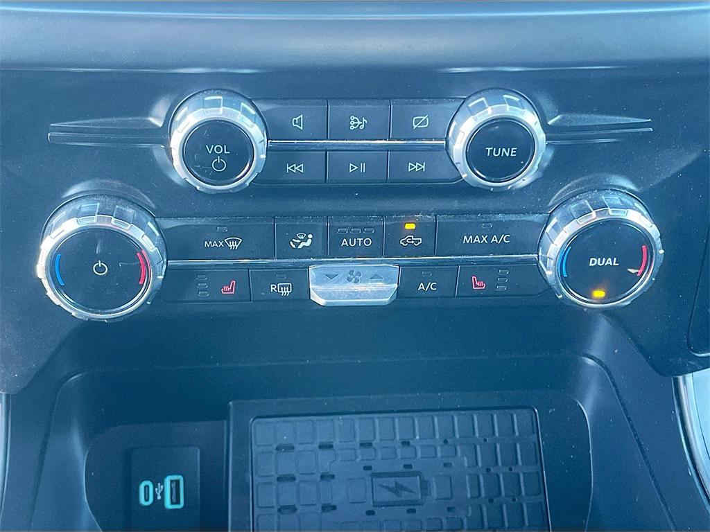 used 2024 Ford F-150 car, priced at $40,700