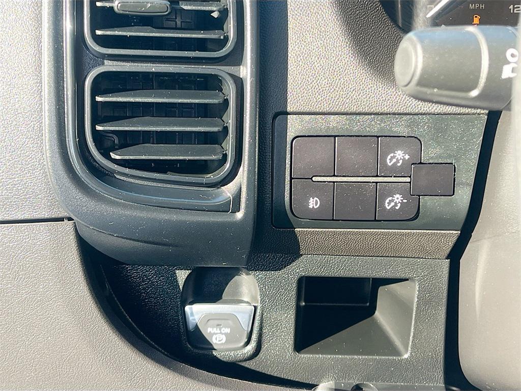 used 2025 Ram ProMaster 1500 car, priced at $33,000