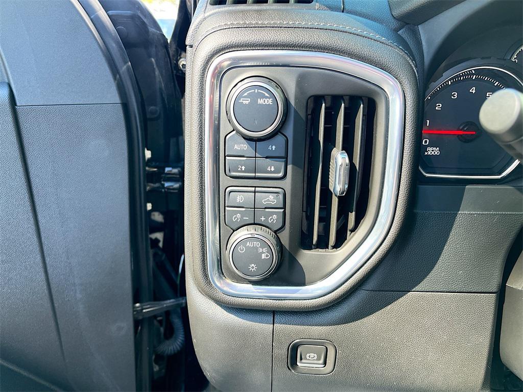 used 2022 Chevrolet Silverado 1500 car, priced at $37,300