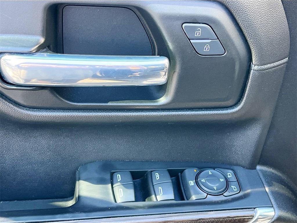 used 2022 Chevrolet Silverado 1500 car, priced at $37,300