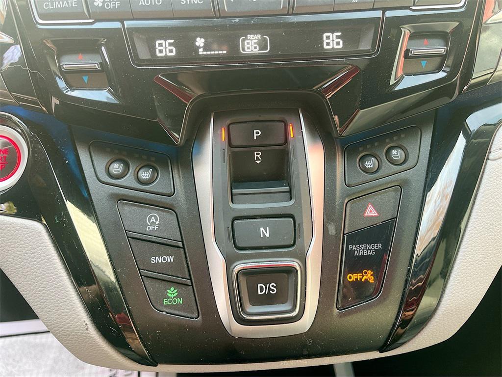 used 2023 Honda Odyssey car, priced at $35,400