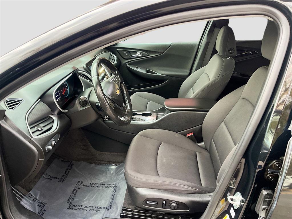 used 2020 Chevrolet Malibu car, priced at $14,000