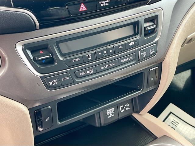 used 2022 Honda Pilot car, priced at $28,500