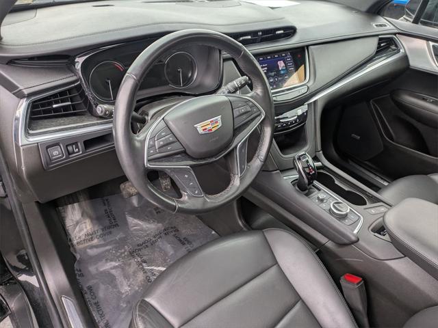 used 2023 Cadillac XT5 car, priced at $30,000