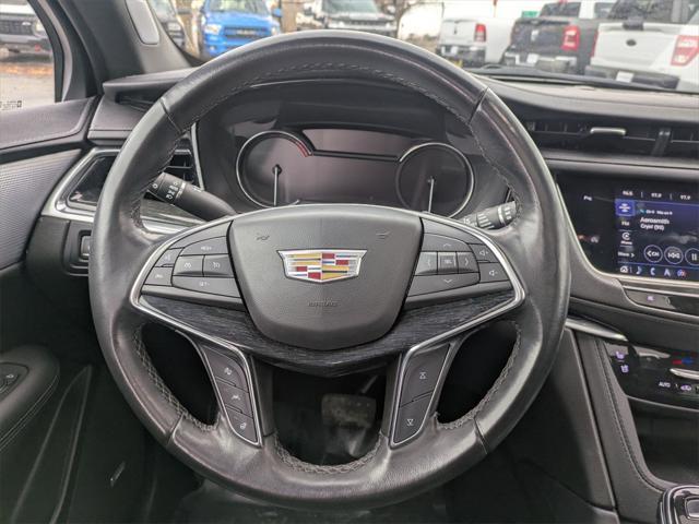 used 2023 Cadillac XT5 car, priced at $30,000