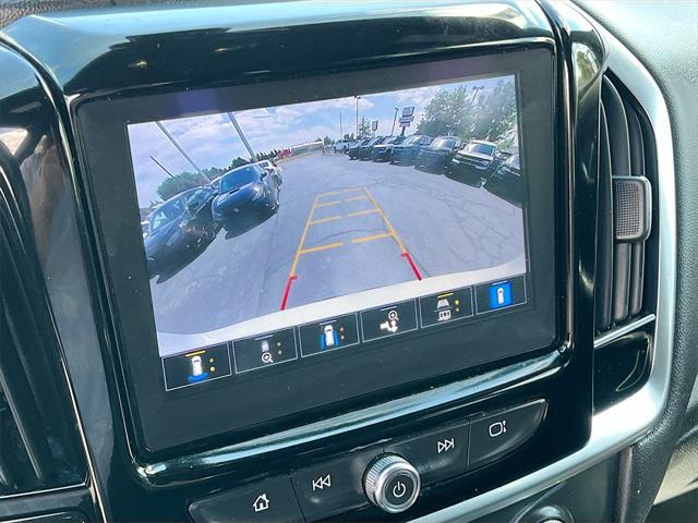 used 2022 Chevrolet Traverse car, priced at $30,000