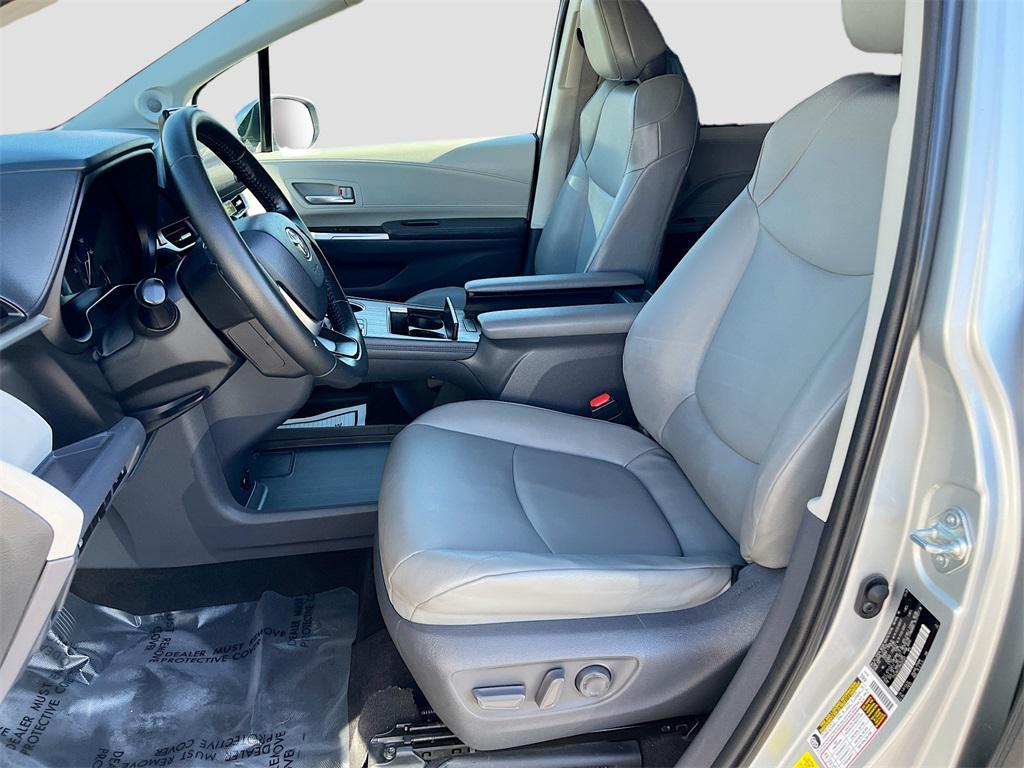 used 2021 Toyota Sienna car, priced at $32,200