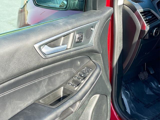 used 2024 Ford Edge car, priced at $29,000