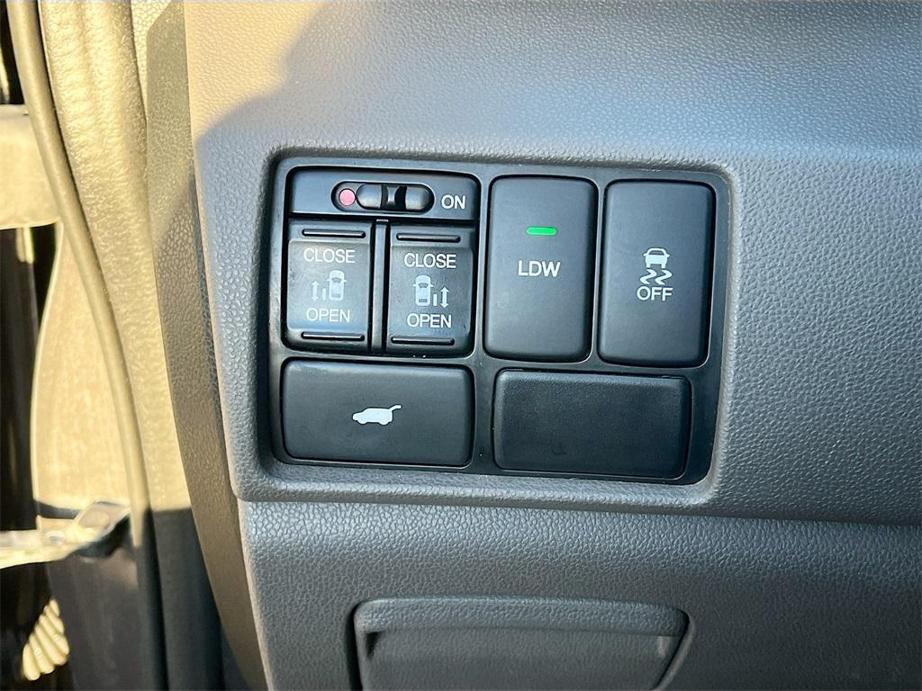 used 2016 Honda Odyssey car, priced at $12,400