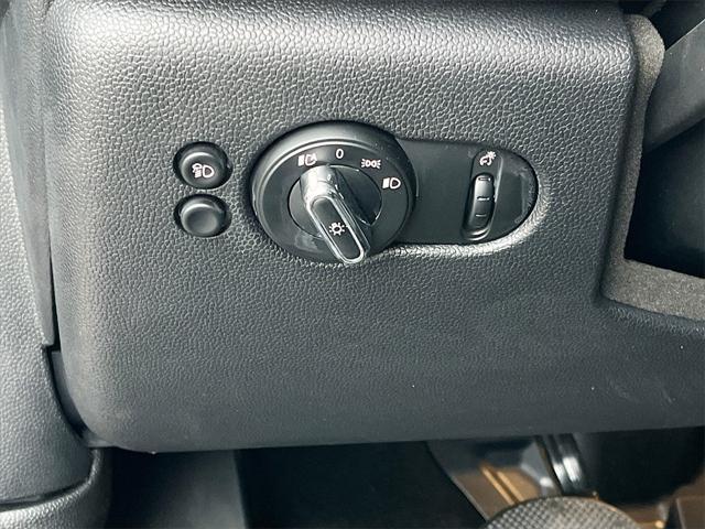 used 2024 MINI Hardtop car, priced at $20,000