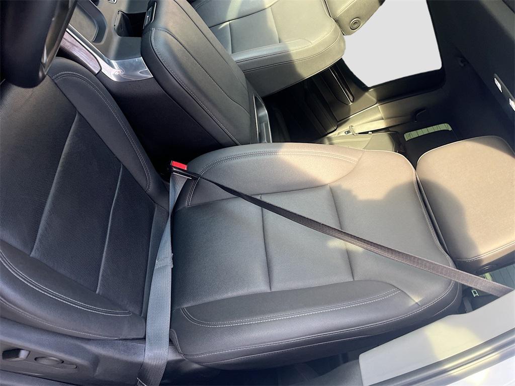 used 2023 Chevrolet Silverado 1500 car, priced at $37,700