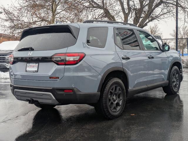 used 2025 Honda Pilot car, priced at $40,000