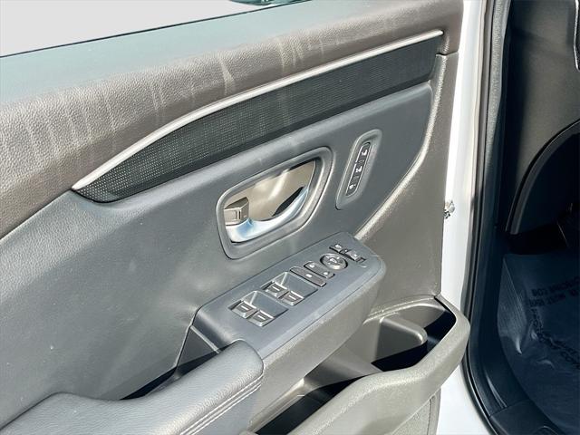 used 2025 Honda Pilot car, priced at $44,000