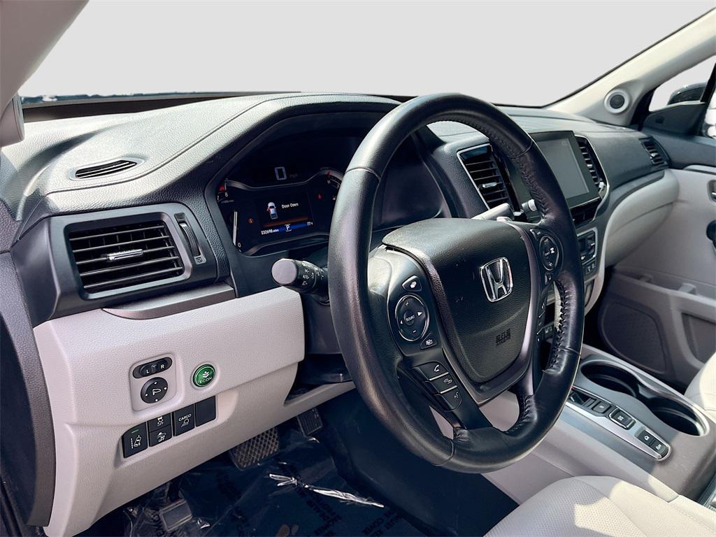 used 2023 Honda Ridgeline car, priced at $27,000