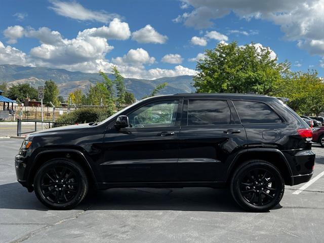 used 2021 Jeep Grand Cherokee car, priced at $25,000