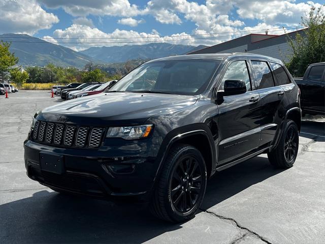 used 2021 Jeep Grand Cherokee car, priced at $25,000