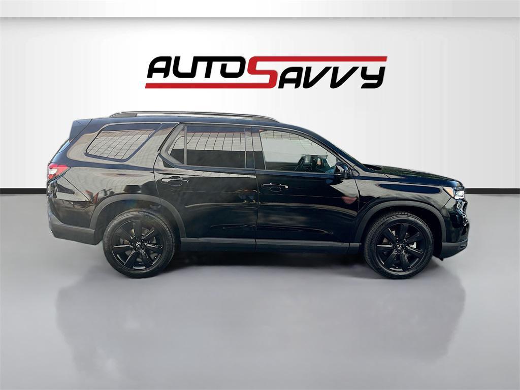 used 2025 Honda Pilot car, priced at $41,100