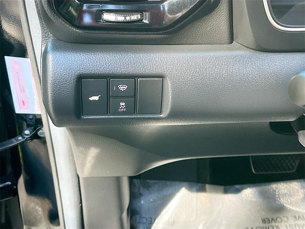 used 2025 Honda Pilot car, priced at $41,100