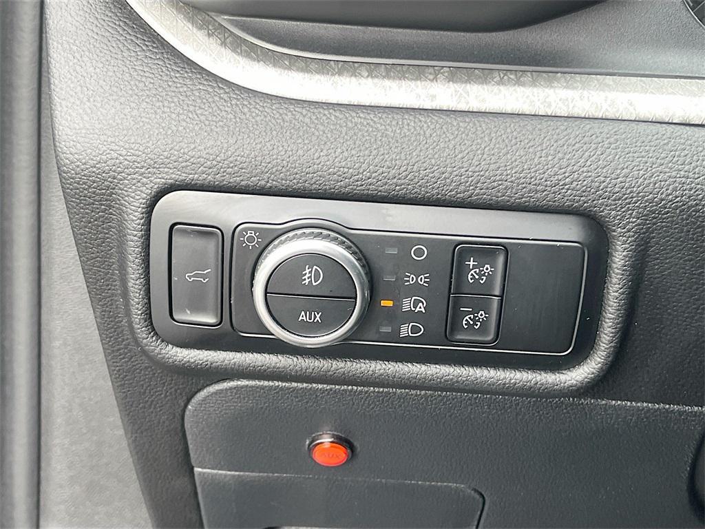 used 2024 Ford Explorer car, priced at $35,600