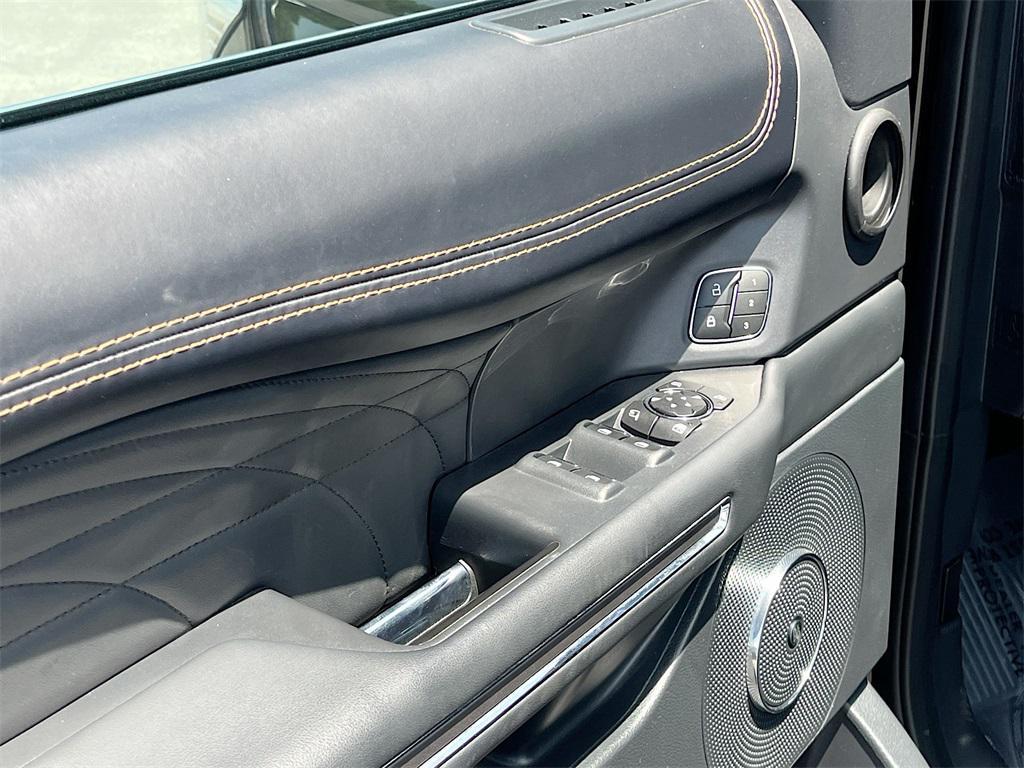used 2022 Ford Expedition car, priced at $45,500