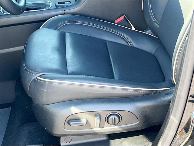 used 2023 Chevrolet Traverse car, priced at $35,000