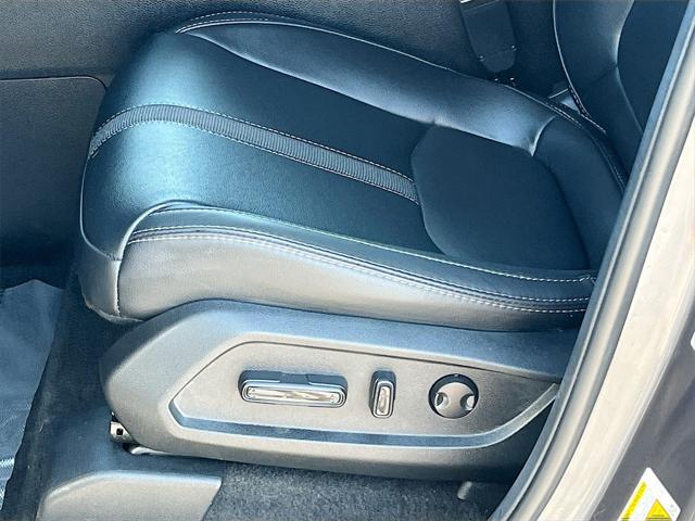 used 2025 Honda Pilot car, priced at $40,000