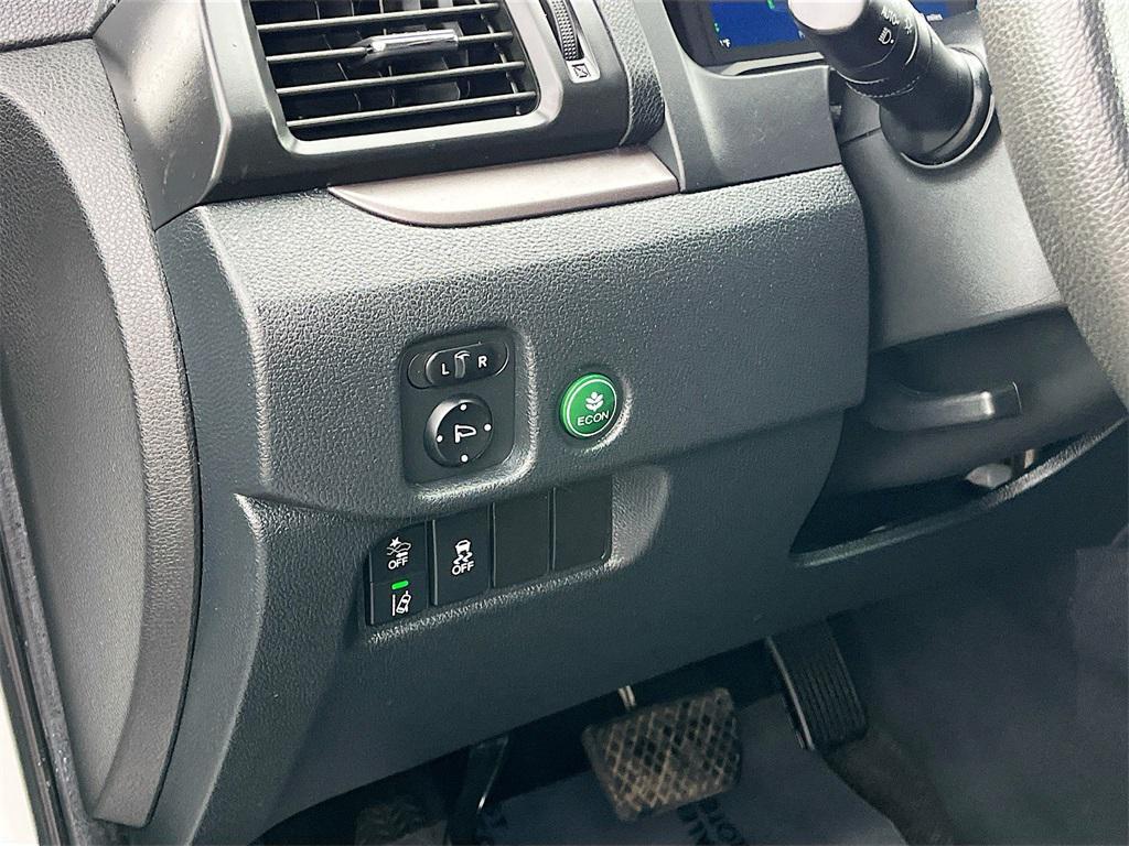 used 2022 Honda Pilot car, priced at $24,200