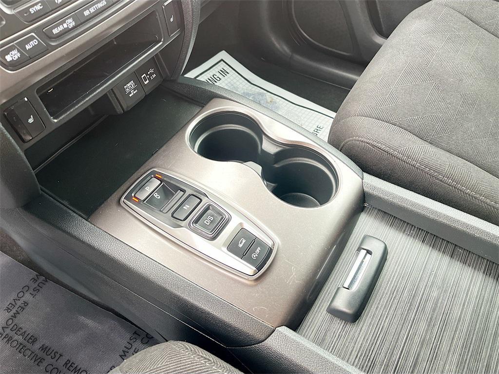 used 2022 Honda Pilot car, priced at $24,200