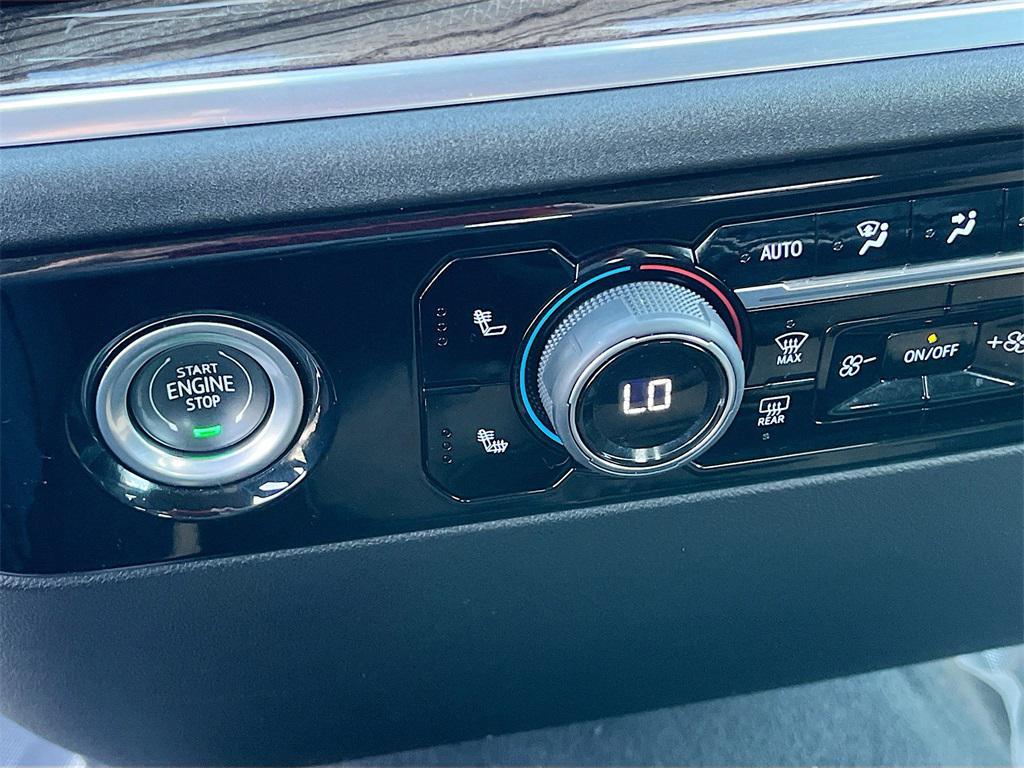 used 2022 Chevrolet Silverado 1500 car, priced at $30,000