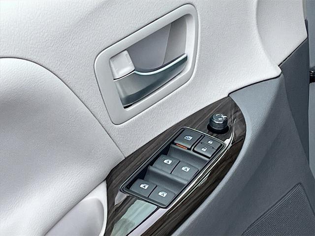 used 2019 Toyota Sienna car, priced at $26,000