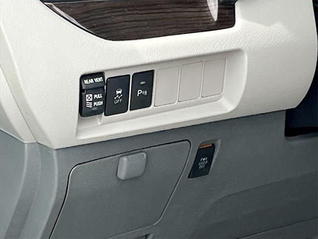 used 2019 Toyota Sienna car, priced at $26,000