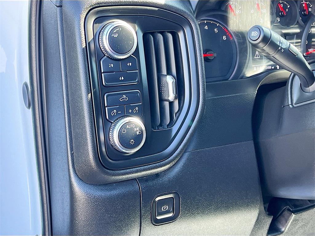 used 2024 GMC Sierra 2500 car, priced at $45,600
