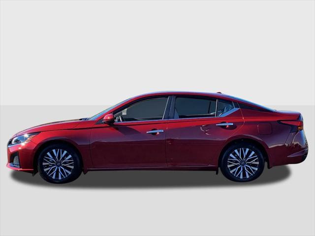 new 2025 Nissan Altima car, priced at $29,800