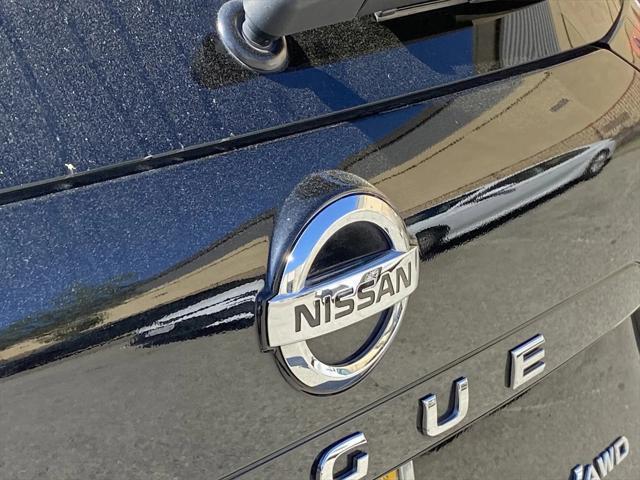 used 2021 Nissan Rogue car, priced at $18,999