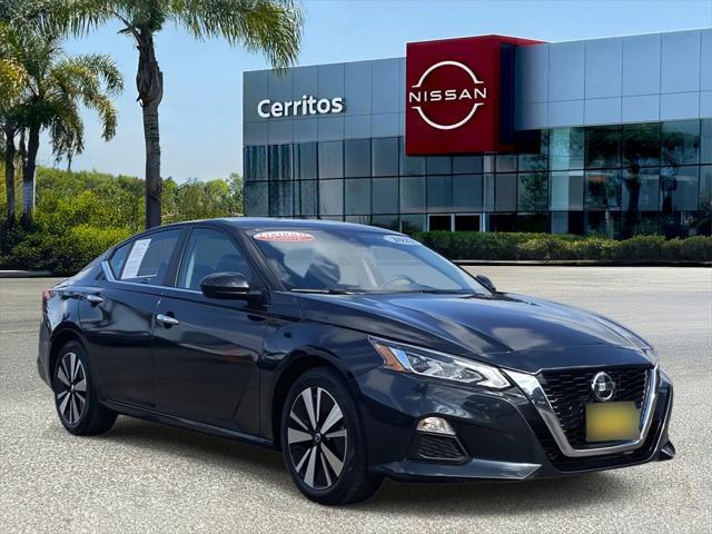 used 2022 Nissan Altima car, priced at $17,999