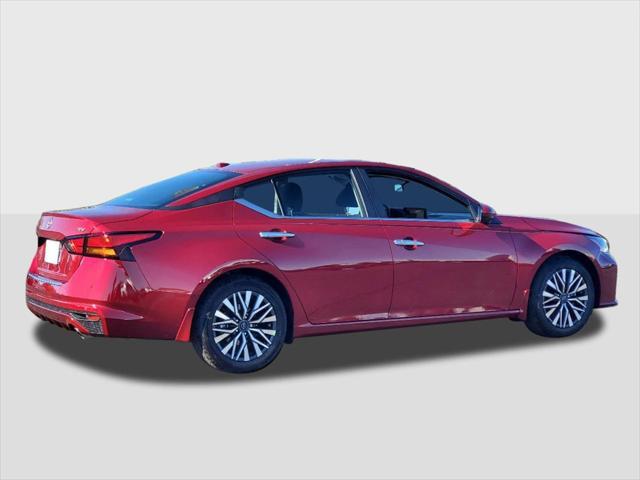 new 2024 Nissan Altima car, priced at $31,930