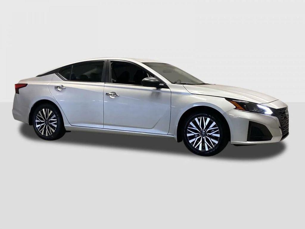 new 2025 Nissan Altima car, priced at $27,797