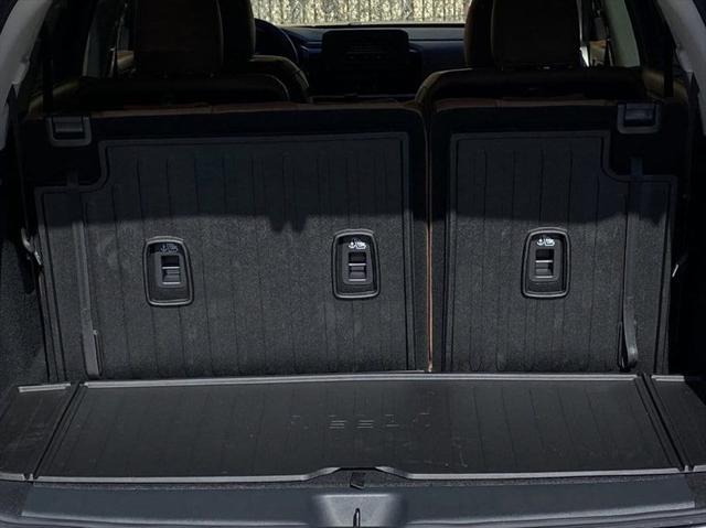 new 2025 Nissan Pathfinder car, priced at $53,205