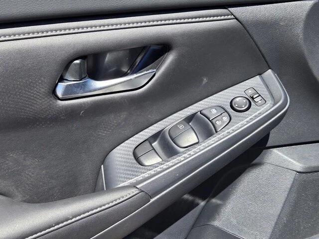 new 2025 Nissan Sentra car, priced at $24,256