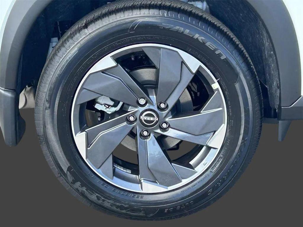new 2026 Nissan Rogue car, priced at $30,972