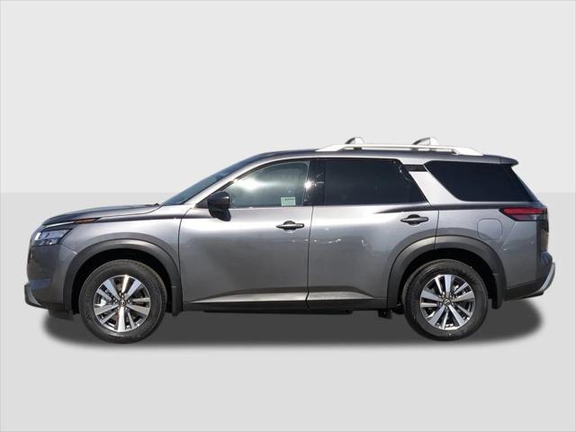 new 2024 Nissan Pathfinder car, priced at $45,410