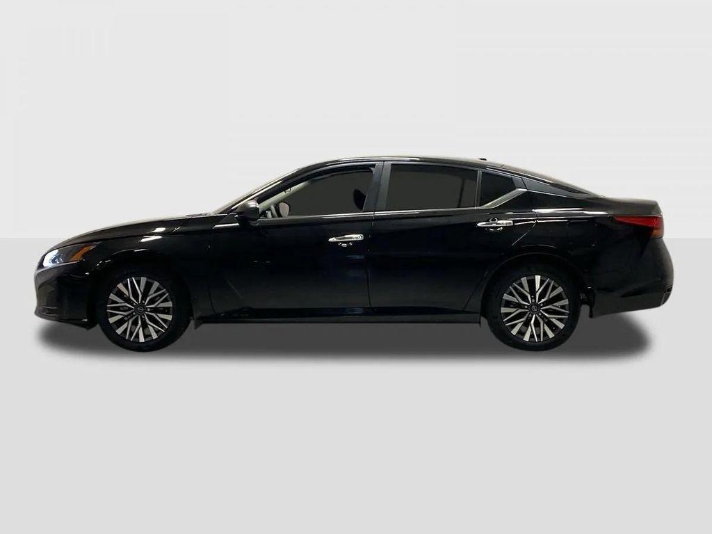 new 2025 Nissan Altima car, priced at $27,797